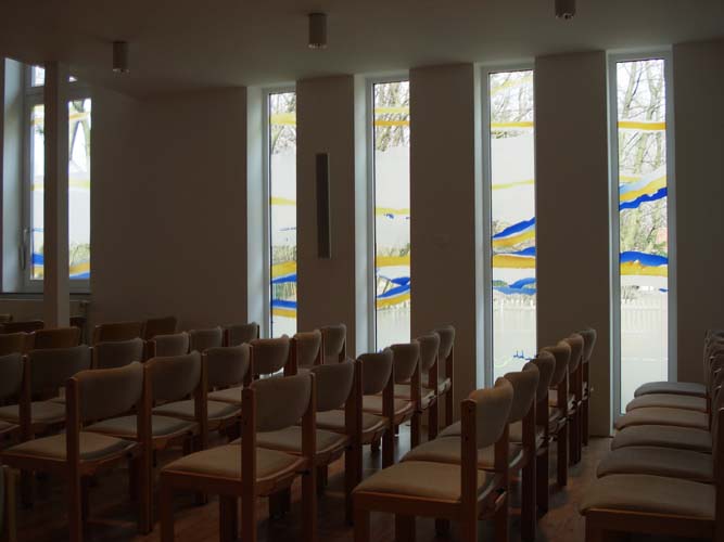 09 grosse schmale Fenster